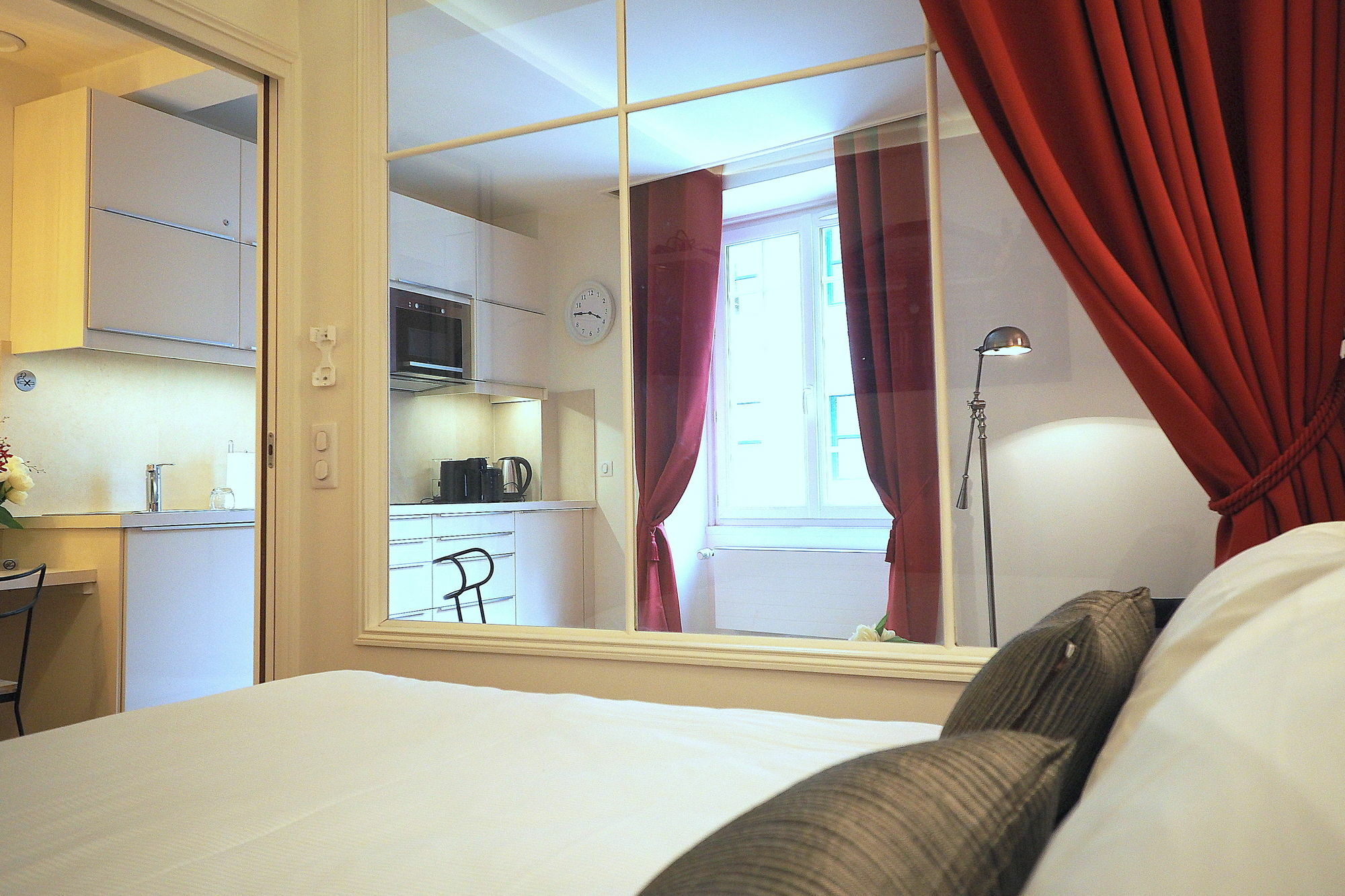 Louvre Opera Design Chicsuites Париж Екстериор снимка